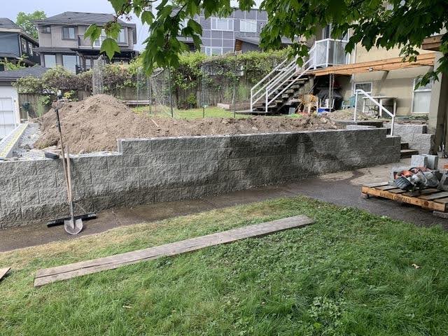 retaining wall construction